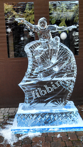 crested butte ice sculpture, rock on ice