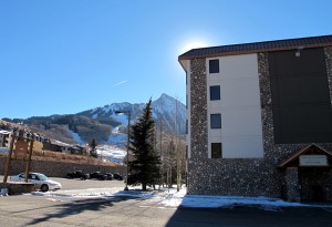 grand lodge 325 for sale crested butte