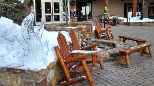 rock on ice, crested butte ice sculpture