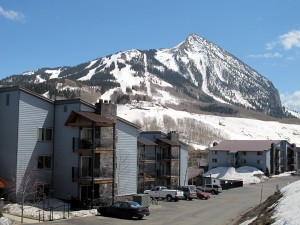 chateaux condos crested butte